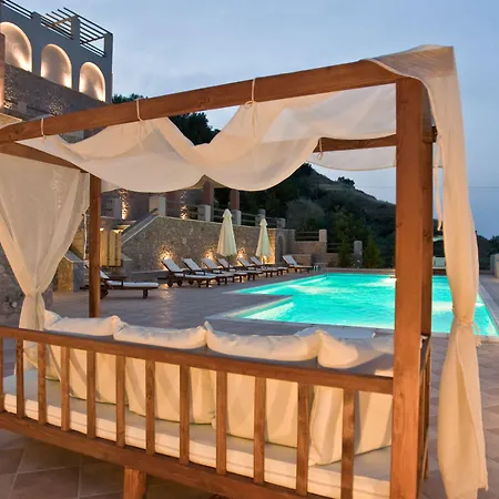 Villa Apelon Tiritas *