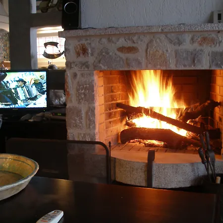 别墅 Apelon Tiritas