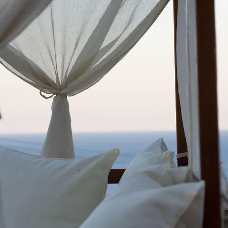 Willa Apelon Tiritas Leonídion