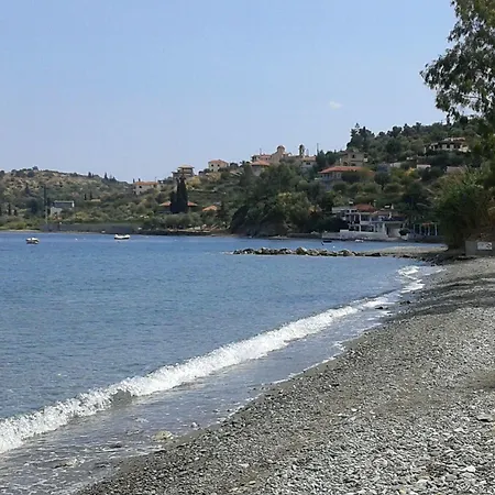 Apelon Tiritas Villa