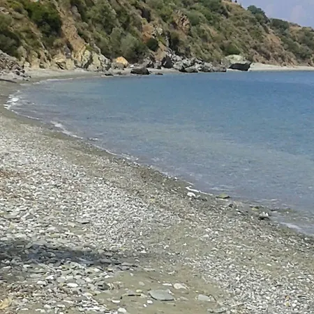 Villa Apelon Tiritas Leonidio