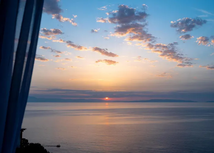 Apelon Tiritas Leonídion