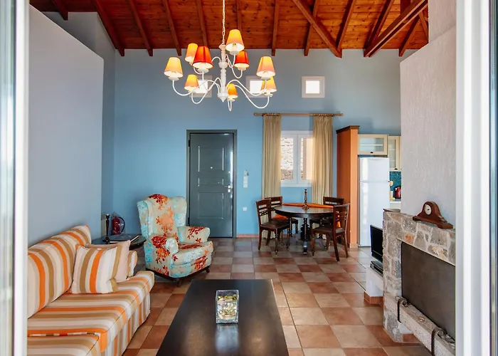 Villa Apelon Tiritas