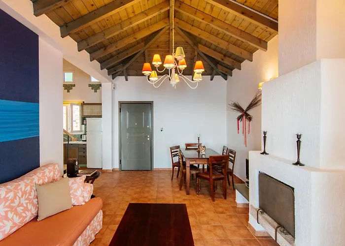 Villa Apelon Tiritas Leonídion