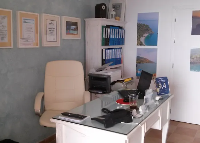 Apelon Tiritas Villa