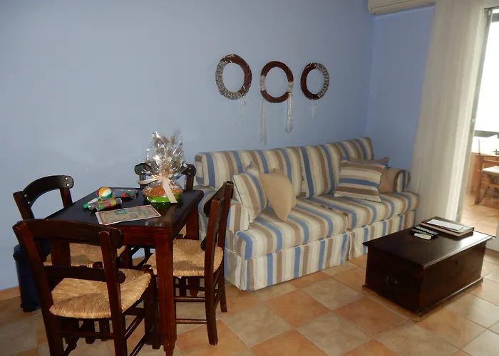 Apelon Tiritas Villa *