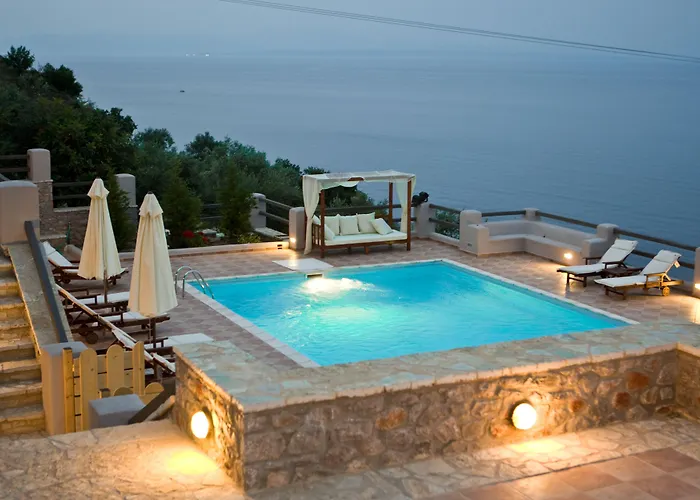 Apelon Tiritas Villa *