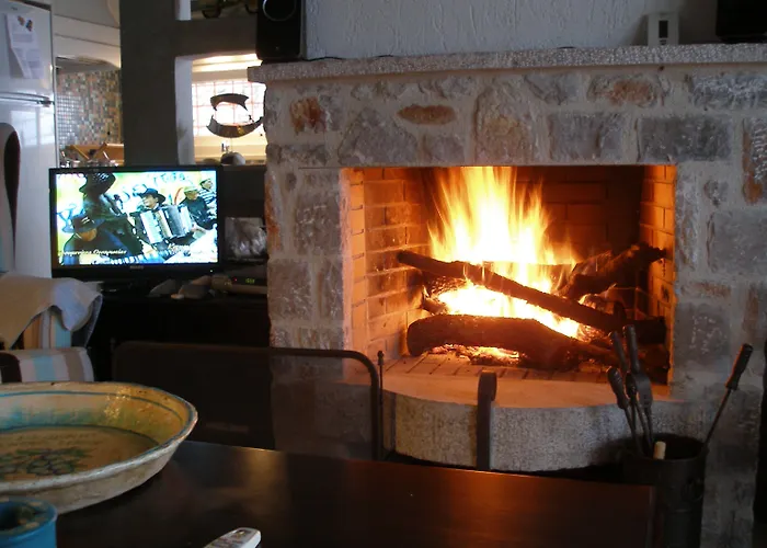 Villa Apelon Tiritas